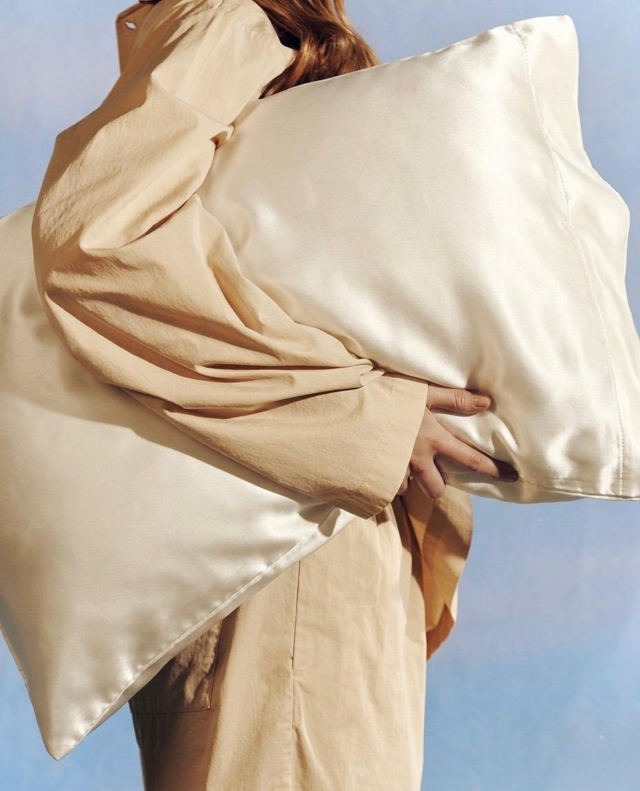 Satinellea Satin Pillowcase — For Hair & Skin